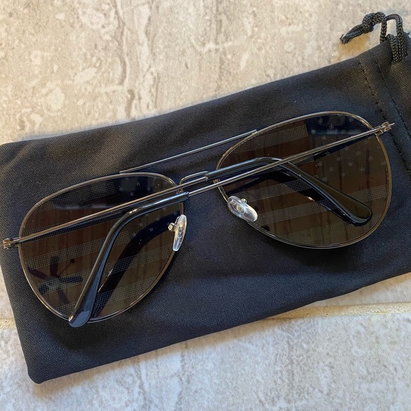 ♥️NEW Aviator American Flag Sunglasses - Picture 4 of 4
